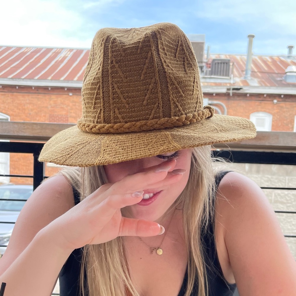 Altard state hat